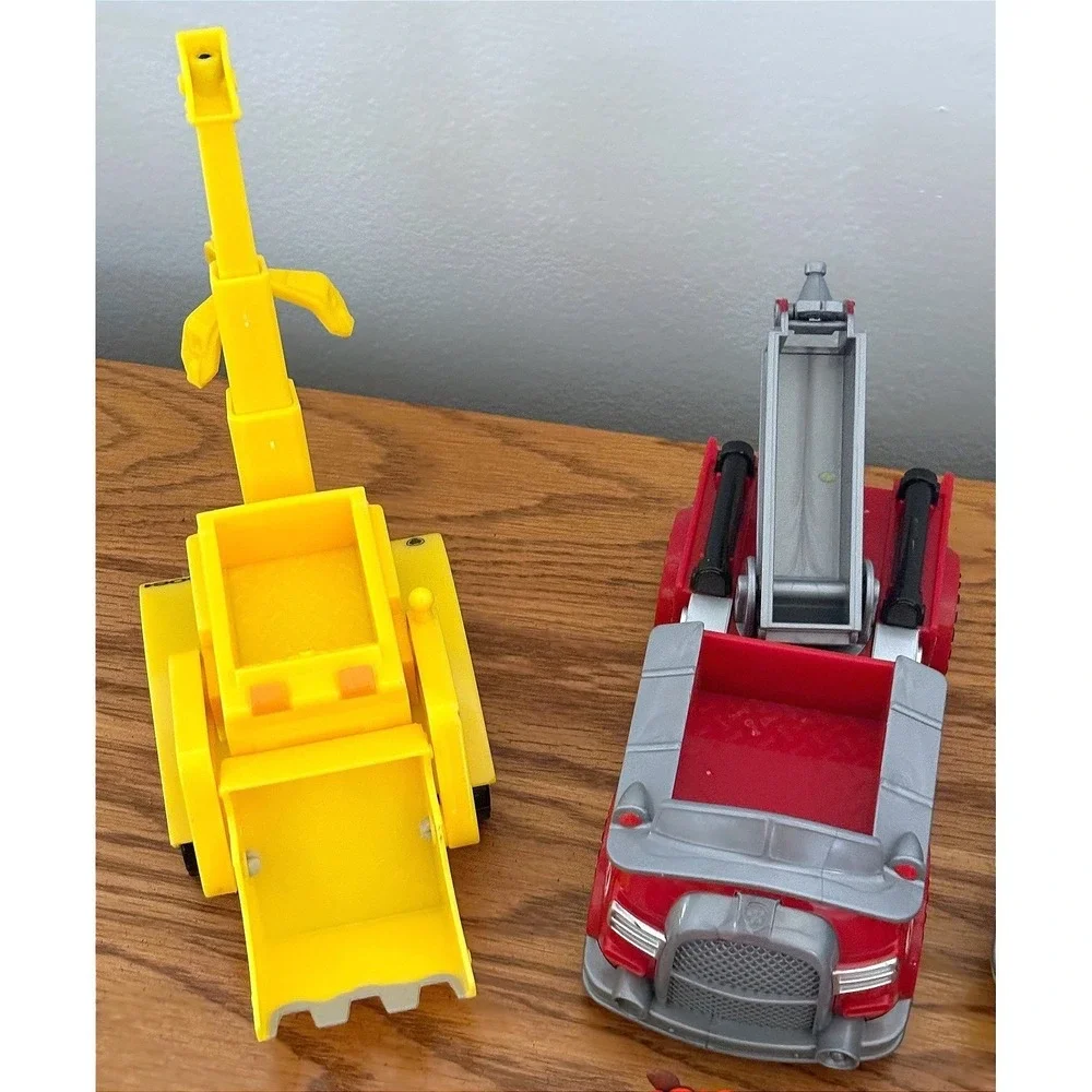 Paw Patrol Toy Lot Rubble Zuma‎ Skye Rocky Figures and Vehicles 9pc Set